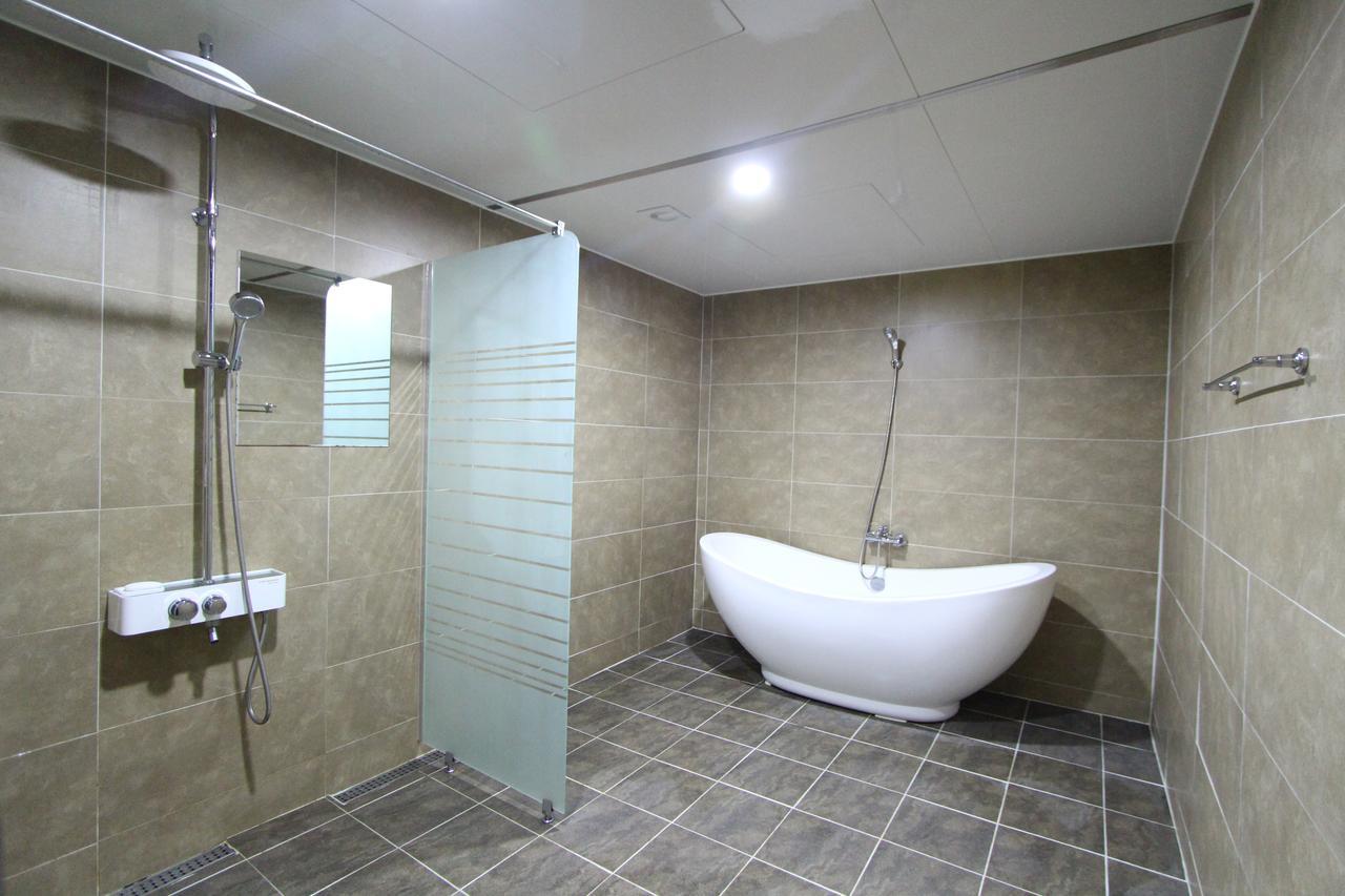 Hotel Louis.J Sasang-Gu Экстерьер фото
